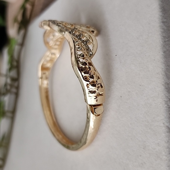 Gold with CZ Stones Clamper Hinge Bracelet - Picture 5 of 9